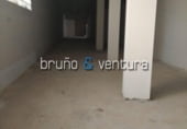 Local comercial en venta con 207m² en Torredembarra, Carrer dels Indians foto
