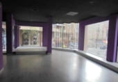 152m² commercial premises for sale in Manresa, in the area of Historic Center, Carrer de les Piques photo