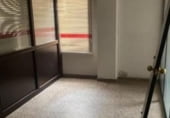 289m² commercial premises for sale in Igualada, Carrer de la Torre photo