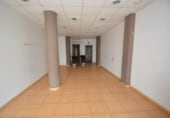 Local comercial en venta con 93m² en Piera, Avinguda de la Carretera d'Igualada foto