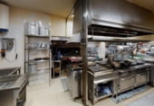 784m² restaurant for sale in Madrid, in the area of Valdeacederas, Calle de Pinos Alta photo