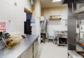 784m² restaurant for sale in Madrid, in the area of Valdeacederas, Calle de Pinos Alta photo