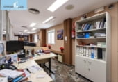 Oficina
en venda
amb 238m² a Granada, a la zona de Barri de la Verge, Calle Concepción foto
