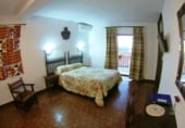 616m² hôtel pour vente à Zahara, Calle Barrero photo