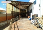 Nave Industrial en venta con 1528m² en Arganda del Rey, Calle del León foto