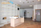 214m² commercial premises for sale in Badajoz, in the area of San Roque, Calle de Pedro de Valdivia photo