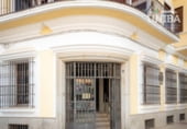 443m² commercial premises for sale in Badajoz, in the area of San Roque, Calle Antonio Amaya Álvarez photo