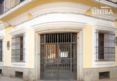 443m² commercial premises for sale in Badajoz, in the area of San Roque, Calle Antonio Amaya Álvarez photo