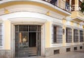 443m² commercial premises for sale in Badajoz, in the area of San Roque, Calle Antonio Amaya Álvarez photo
