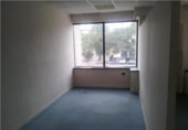 164m² bureau pour vente à Séville, dans le quartier de Parque Alcosa, Glorieta Brigadas Internacionales photo