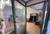 80m² hair salon for sale in Bilbao, in the area of Uribarri, Calle Calixto Leguina photo