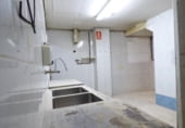 Local comercial en venta con 450m² en Manresa, en la zona de Valldaura, carretera cardona foto