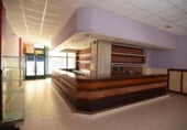 Local comercial en venta con 269m² en Ribeira, Chimpín foto