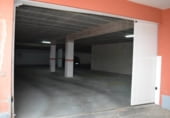 Local comercial en venta con 600m² en Boiro, Urbanización Escarabote foto