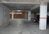 Local comercial en venta con 600m² en Boiro, Urbanización Escarabote foto