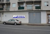 Local comercial en venta con 310m² en Boiro foto