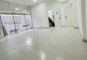 Local comercial en venta con 55m² en Ribeira, en la zona de Ribeira, Rúa Cristóbal Colón foto