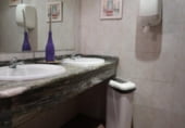 353m² restaurant for sale in Amposta, Carrer de García Morato photo