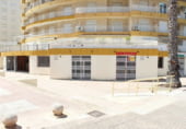 Restaurante en venta con 846m² en Gandía, Avinguda del Nord foto
