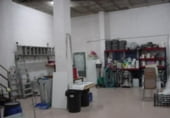Local comercial
en venda
amb 145m² a Petrer, Calle León foto