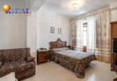 766m² hotel for sale in Lanjarón, Calle Revellín photo