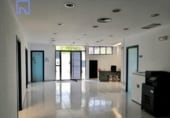 320m² offices for sale in Pamplona, Calle de Blas de Laserna photo