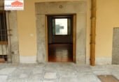 115m² commercial premises for sale in Ávila, Plaza Fuente El Sol photo