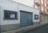 145m² commercial premises for sale in Peñaranda de Bracamonte, Calle San Francisco photo