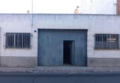 145m² commercial premises for sale in Peñaranda de Bracamonte, Calle San Francisco photo
