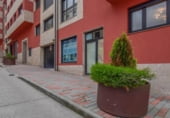 Local comercial en venta con 106m² en Carral, N-550 foto
