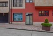 Local comercial en venta con 106m² en Carral, N-550 foto