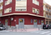 Local comercial
en venda
amb 190m² a Crevillent, Calle Juan de Juanes foto