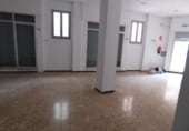 Local comercial
en venda
amb 190m² a Crevillent, Calle Juan de Juanes foto