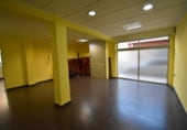 Local comercial en venta con 93m² en Cullera, Calle San Pedro foto