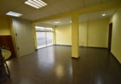 Local comercial en venta con 93m² en Cullera, Calle San Pedro foto