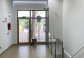 Local comercial en venta con 107m² en San Roque foto