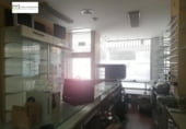 Local comercial en venta con 62m² en León, en la zona de Centro, Paseo Papalaguinda foto