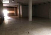 Local comercial en venta con 215m² en León, en la zona de Trobajo del Cerecedo, Calle Lagares foto