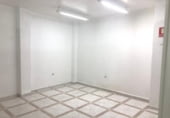Local comercial en venta con 100m² en Chiclana de la Frontera, Calle Iro foto