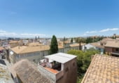 Edificio en venta con 650m² en Granada, en la zona de La Antequeruela, Calle Hoteles de Belén Calle C foto