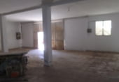 Local comercial en venta con 220m² en Cáceres, en la zona de Llopis Ivorra, Avenida de Cervantes foto
