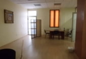 120m² commercial premises for sale in Almansa, Calle Miguel de Cervantes photo