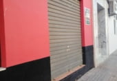 100m² commercial premises for sale in Almansa, Calle Corredera photo