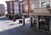 Local comercial en venta con 75m² en Andoain, Calle Kaleberria foto
