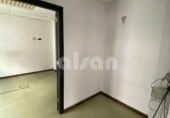 225m² offices for sale in Vigo, rúa vía norte, 36206 photo