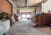 Local comercial
en venda
amb 160m² a Carballo, Rúa Vázquez de Parga foto