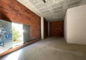 Local comercial en venta con 162m² en Santiago de Compostela, en la zona de O Banco do Pobre, Rúa de Jimena e Elisa Fernández de la Vega foto