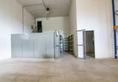 1129m² offices for sale in Madrid, in the area of Valverde, Calle de María Tubau photo