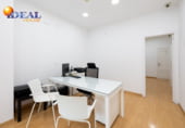60m² commercial premises for sale in Granada, in the area of Low Enclosure of Cartuja, Avenida Pulianas photo