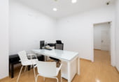 60m² commercial premises for sale in Granada, in the area of San Lázaro, Calle Hospital de San Lázaro photo